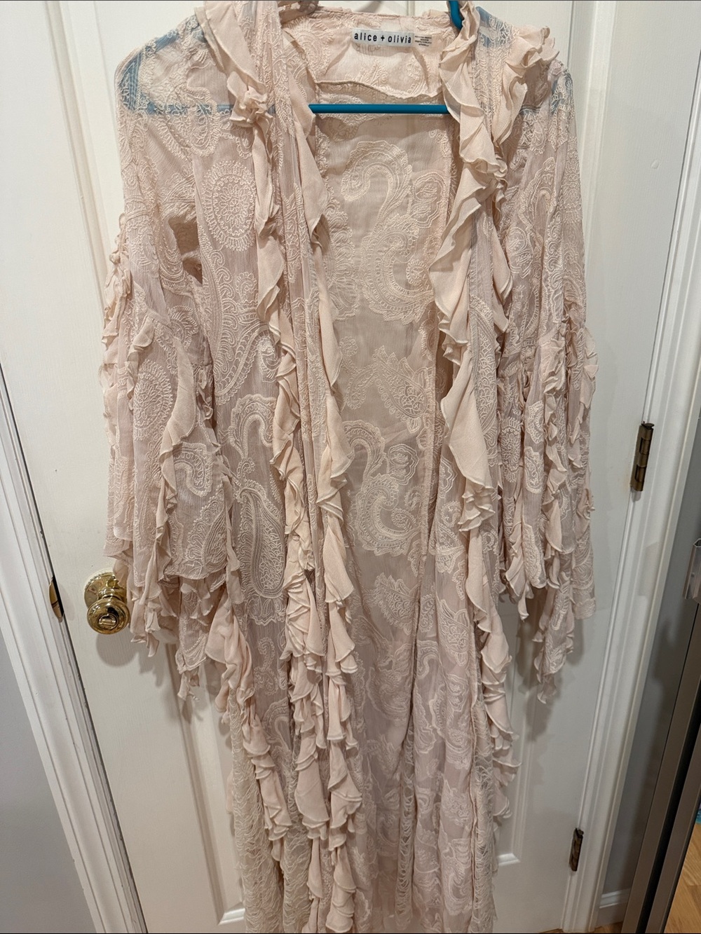 ALICE + OLIVIA Ruffle Cher Maxi Robe in beige - Picture 4 of 6